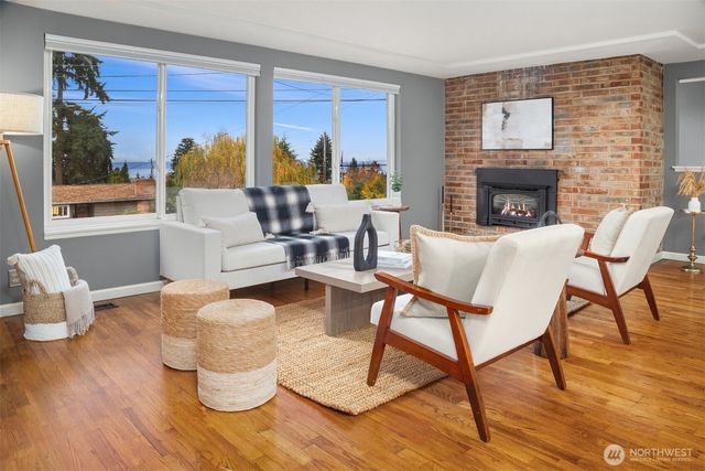 1221 Coronado Place, Edmonds, WA 98020