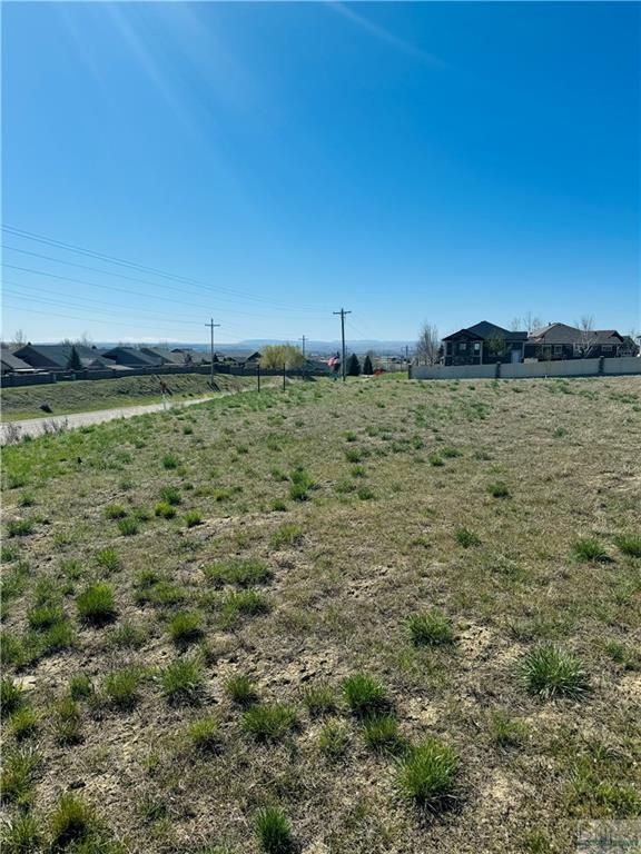 6203 Western Bluffs BOULEVARD, Billings, MT 59106 photo 2