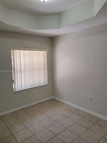 618 SW 106 Avenue 1511, Pembroke Pines, FL 33025