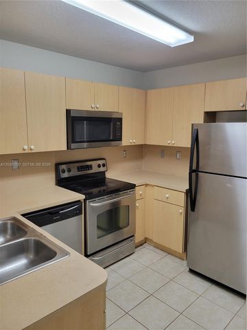 618 SW 106 Avenue 1511, Pembroke Pines, FL 33025