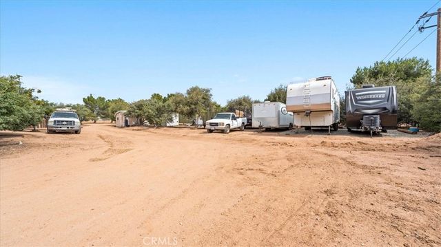 10271 Clover, Hesperia, CA 92344