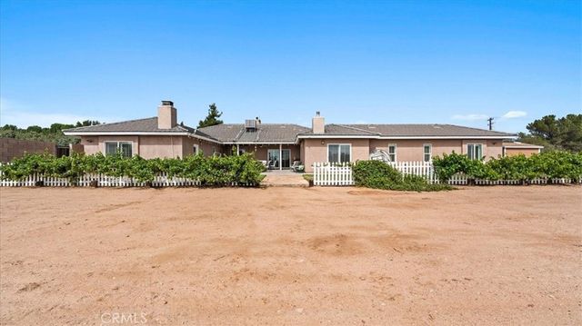 10271 Clover, Hesperia, CA 92344