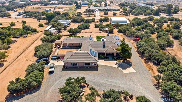 10271 Clover, Hesperia, CA 92344