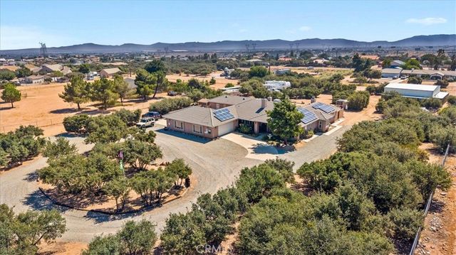 10271 Clover, Hesperia, CA 92344