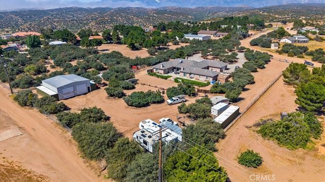 10271 Clover, Hesperia, CA 92344