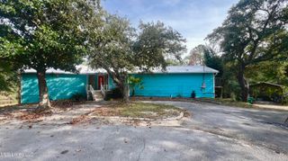 1832 Seacrest Drive, Gautier, MS 39553