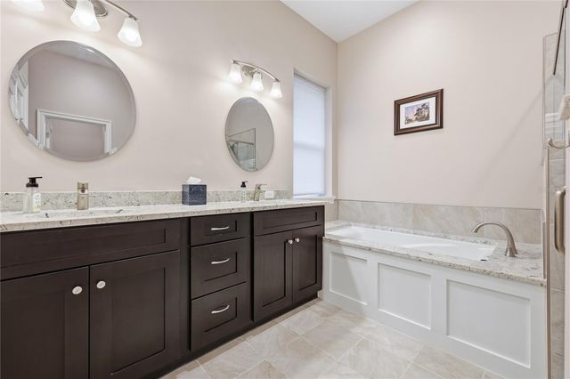 9208 NW 64TH TERRACE, Gainesville, FL 32653