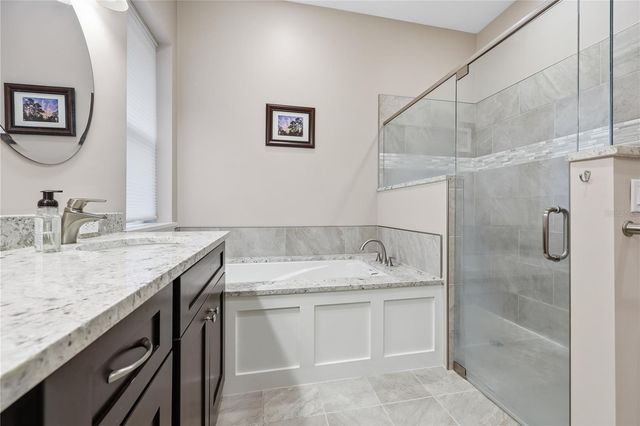 9208 NW 64TH TERRACE, Gainesville, FL 32653