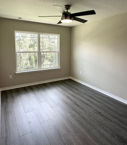 812 Carlton Street, Crestview, FL 32539