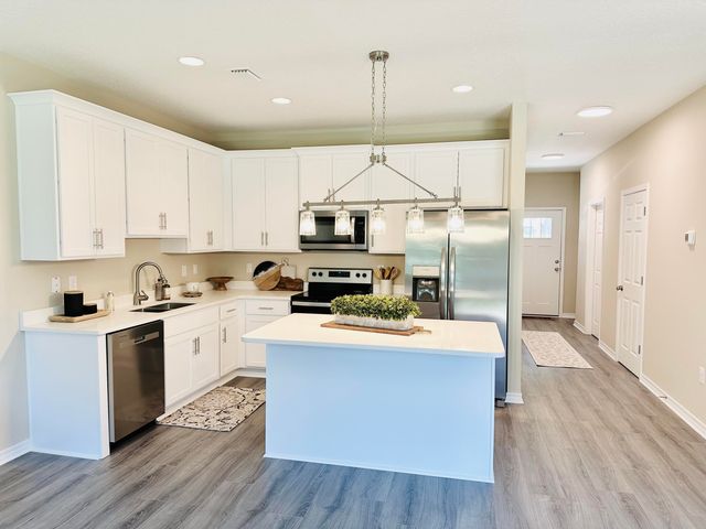 812 Carlton Street, Crestview, FL 32539