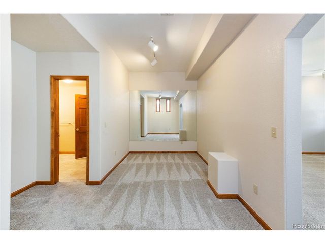 6668 Fairways Dr, Longmont, CO 80503