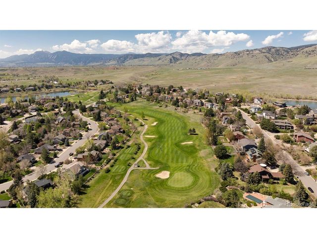 6668 Fairways Dr, Longmont, CO 80503