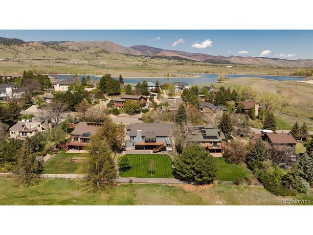 6668 Fairways Dr, Longmont, CO 80503