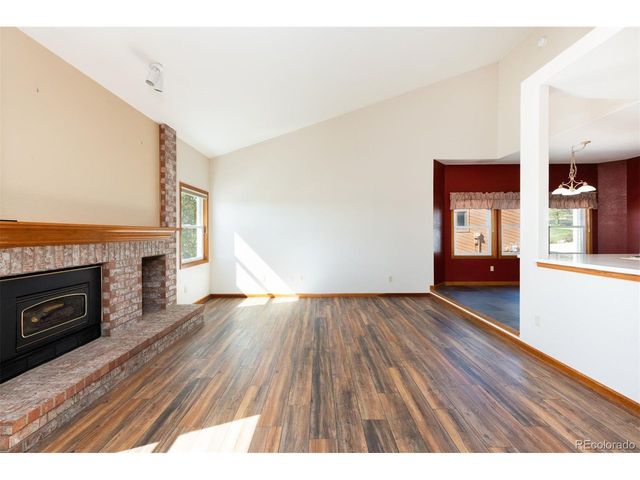 6668 Fairways Dr, Longmont, CO 80503