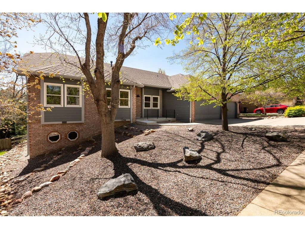 6668 Fairways Dr, Longmont, CO 80503