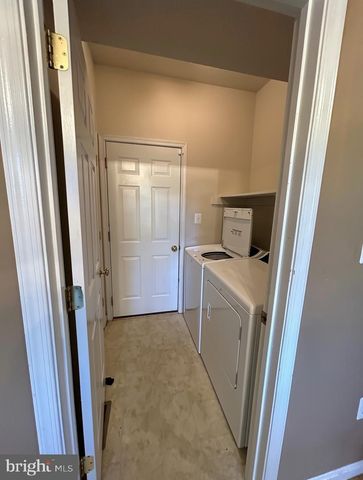 607 LIBERTY BLVD, Locust Grove, VA 22508