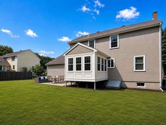239 Presidential Dr, Abington, MA 02351