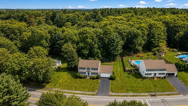 239 Presidential Dr, Abington, MA 02351