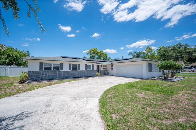528 S LARRY CIRCLE, Brandon, FL 33511
