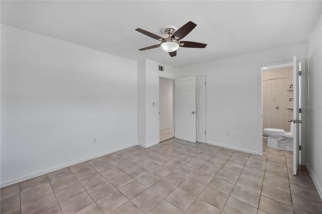 528 S LARRY CIRCLE, Brandon, FL 33511