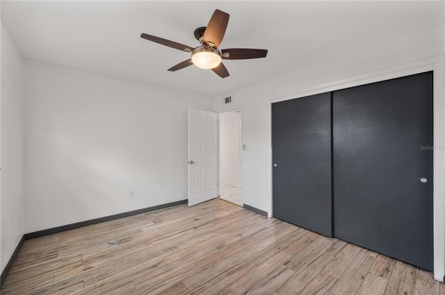528 S LARRY CIRCLE, Brandon, FL 33511