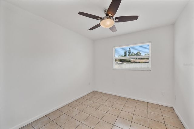528 S LARRY CIRCLE, Brandon, FL 33511