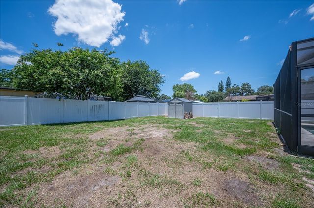 528 S LARRY CIRCLE, Brandon, FL 33511