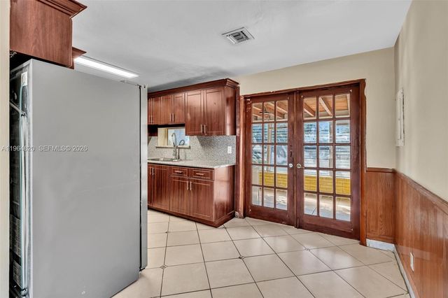 4214 SW 49th Ct, Dania Beach, FL 33314