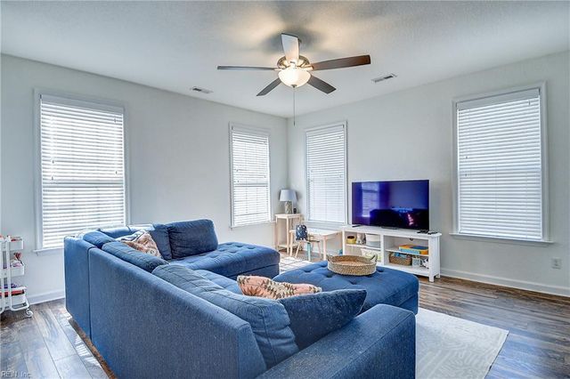 1115 Warrington BLVD, Chesapeake, VA 23320