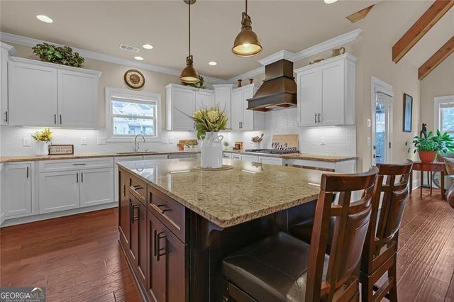 878 Heritage Lake Way, Grayson, GA 30017
