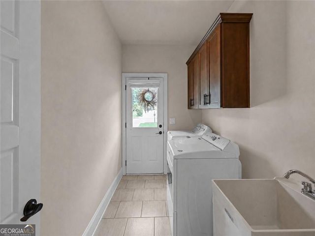 878 Heritage Lake Way, Grayson, GA 30017