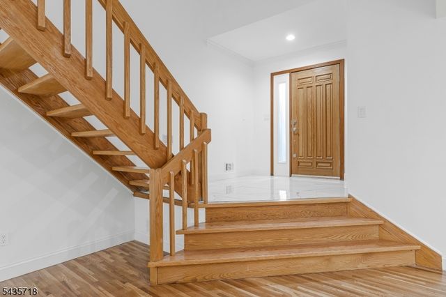 1 Fernwood Road, Warren Twp., NJ 07059
