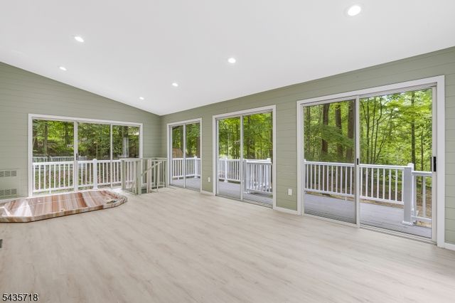 1 Fernwood Road, Warren Twp., NJ 07059