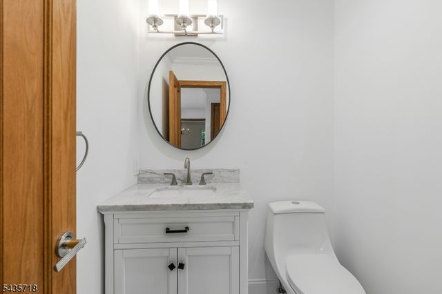 1 Fernwood Road, Warren Twp., NJ 07059