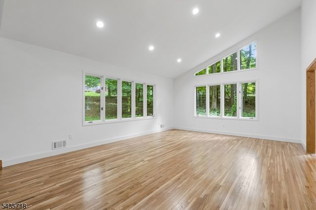 1 Fernwood Road, Warren Twp., NJ 07059