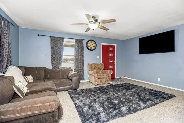 24723 S Old Drum Road, Garden City, MO 64747