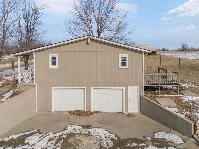 24723 S Old Drum Road, Garden City, MO 64747