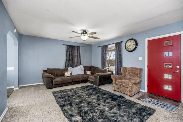 24723 S Old Drum Road, Garden City, MO 64747