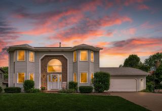 7855 Upper 26th Street N, Oakdale, MN 55128