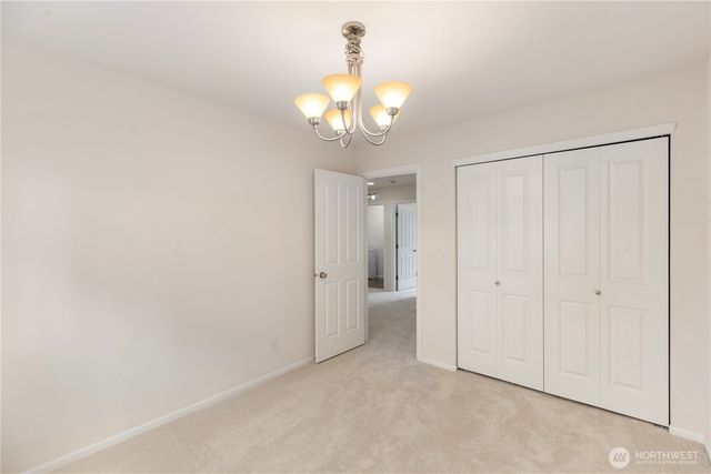 3053 EAGLE Loop NE, Lacey, WA 98516