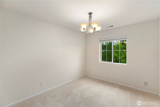 3053 EAGLE Loop NE, Lacey, WA 98516