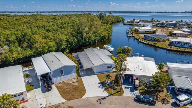 14641 Paul Revere LOOP, North Fort Myers, FL 33917