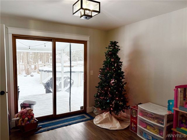 134 Holiday Lane, Hamburg, NY 14075