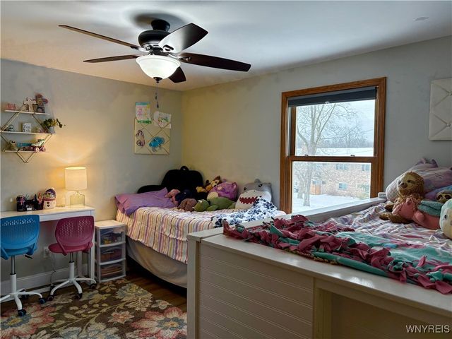 134 Holiday Lane, Hamburg, NY 14075