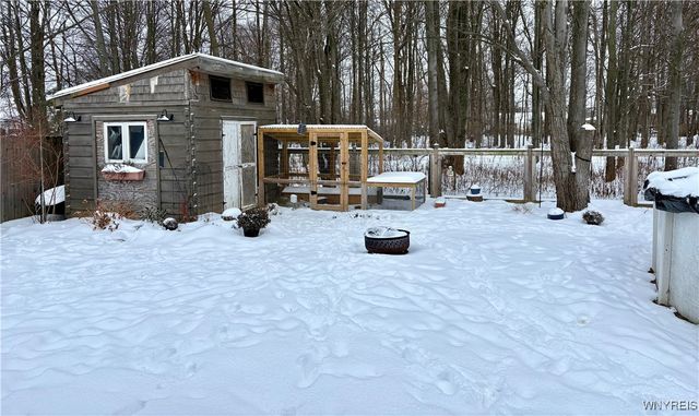 134 Holiday Lane, Hamburg, NY 14075