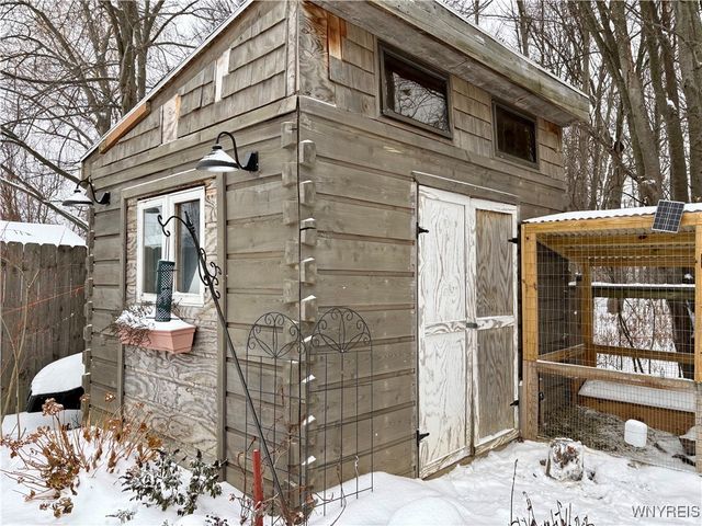 134 Holiday Lane, Hamburg, NY 14075