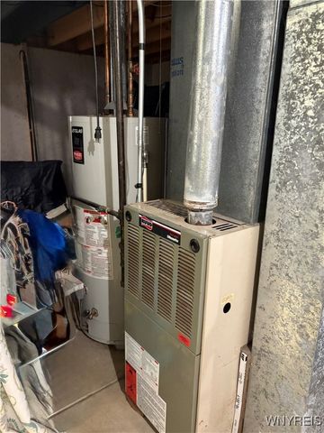 134 Holiday Lane, Hamburg, NY 14075