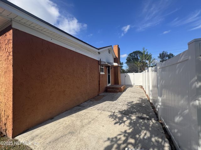 4604 PALMER Avenue, Jacksonville, FL 32210