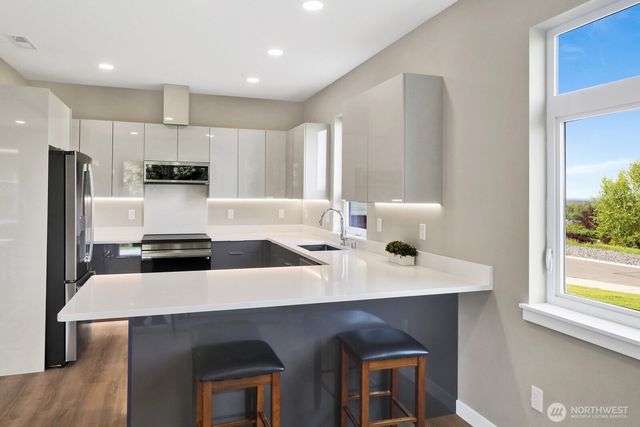 2205 Vista Springs Lane, Ferndale, WA 98248