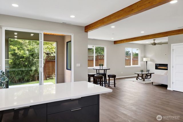 2205 Vista Springs Lane, Ferndale, WA 98248